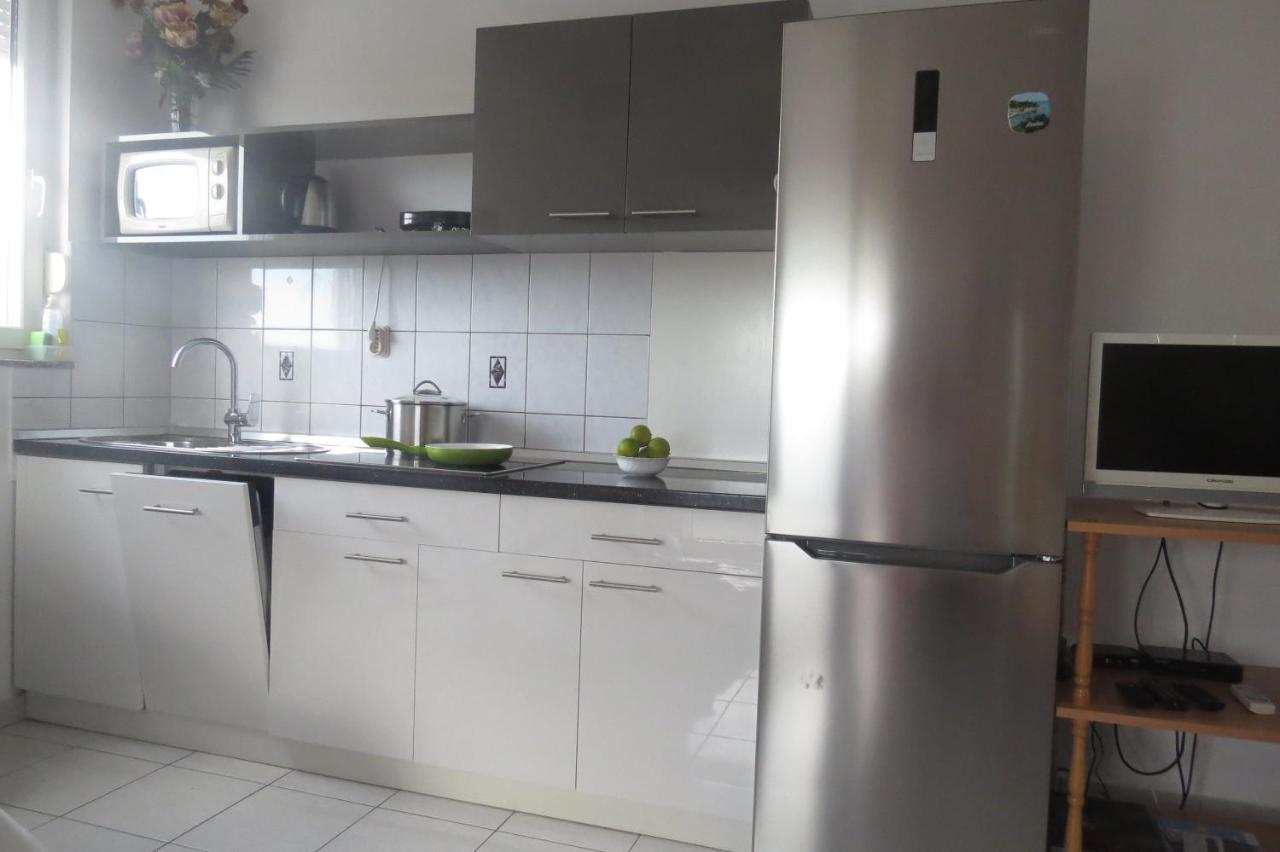 Apartmán Modra Kuca Mandre Exteriér fotografie