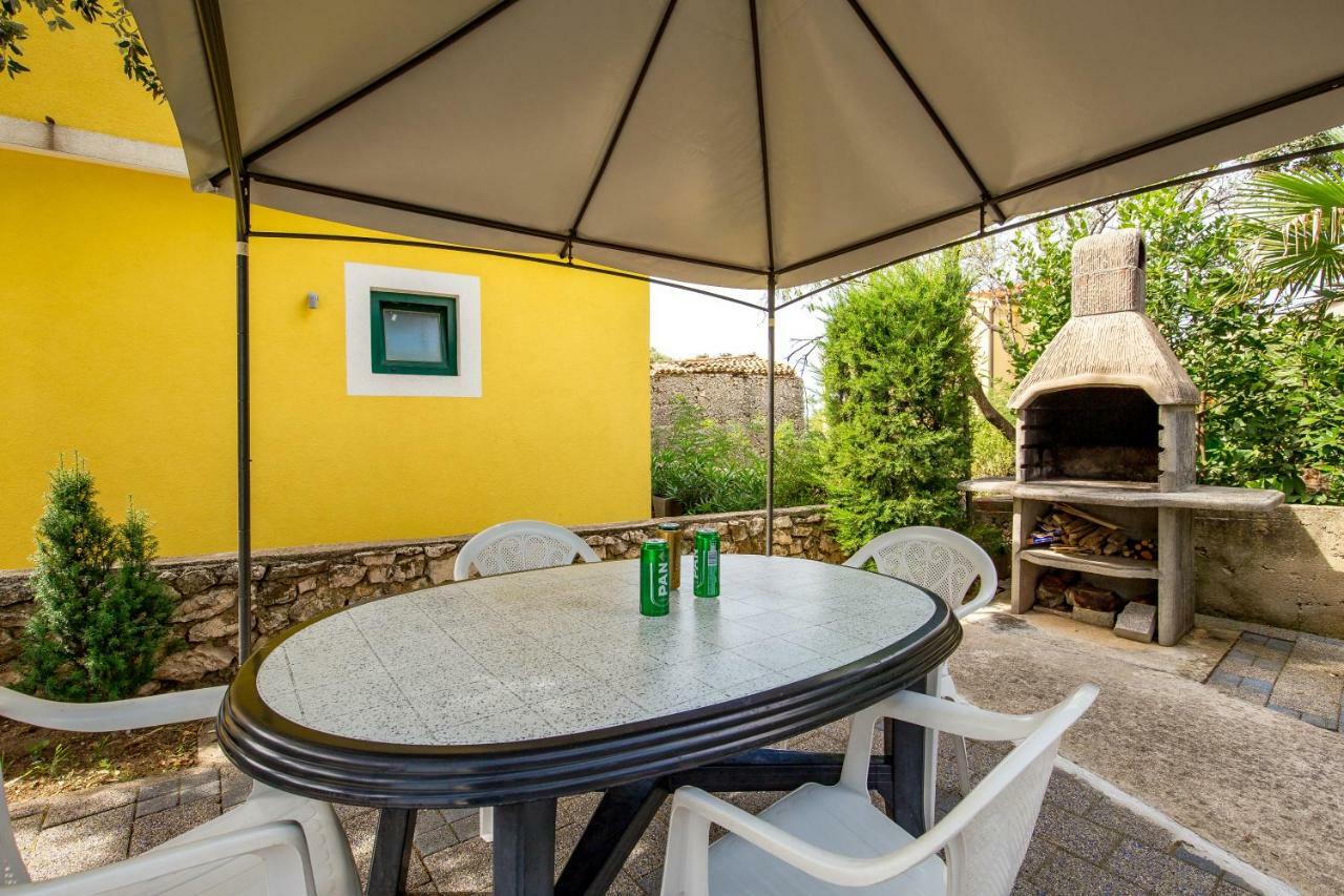 Apartmán Modra Kuca Mandre Exteriér fotografie