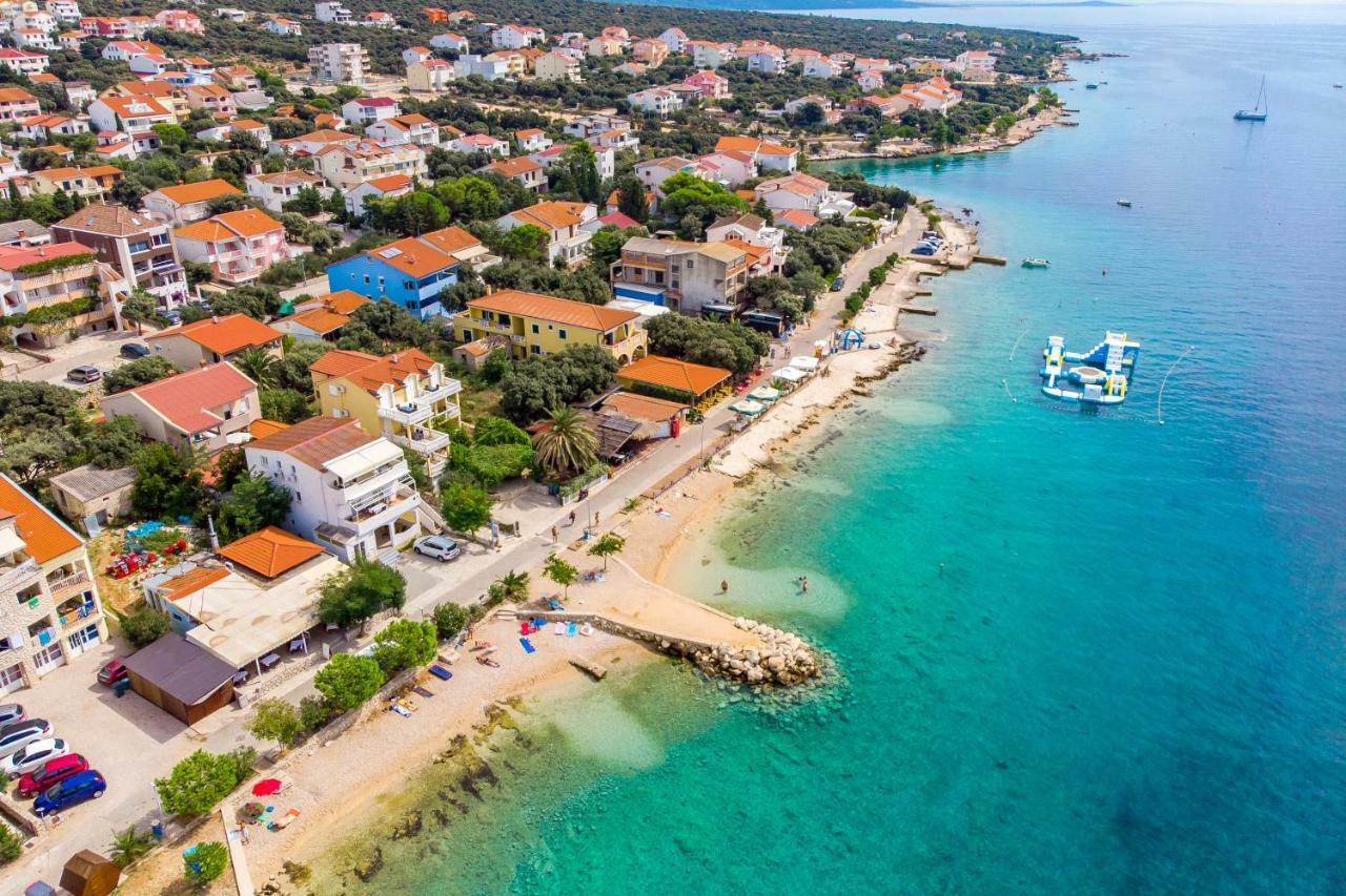 Apartmán Modra Kuca Mandre Exteriér fotografie