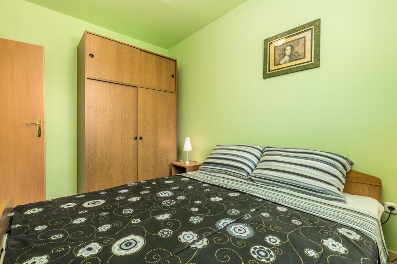 Apartmán Modra Kuca Mandre Exteriér fotografie